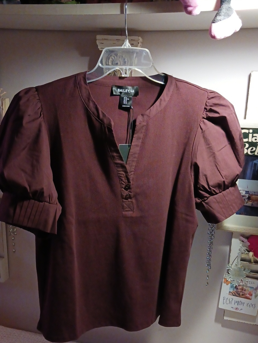 Bailey 44 Burgandy/ Brown Puff Sleeve Button Top Ribbed XL